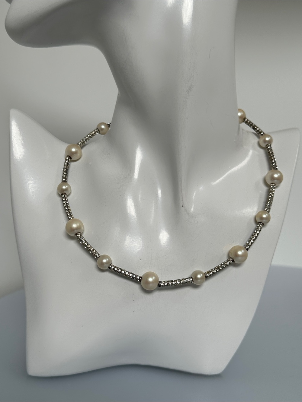 Pearl and Rhinestone Station Necklace - Cream Pearls